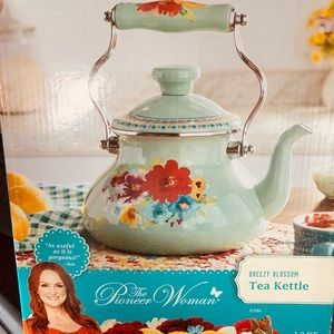 The Pioneer Woman Breezy Blossom Tea Kettle